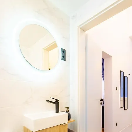 Apartamento Cute Modern Getaway In The Heart Of The Budapest