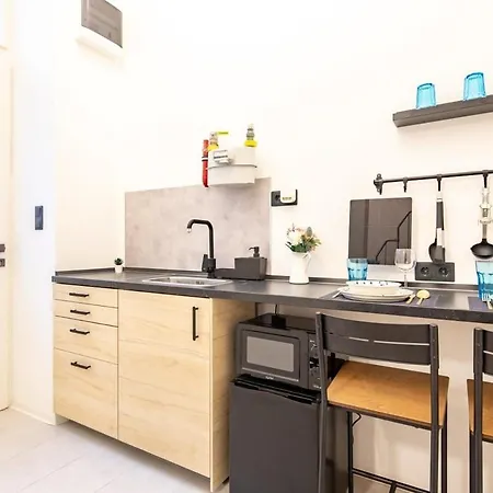 Appartamento Cute Modern Getaway In The Heart Of The *